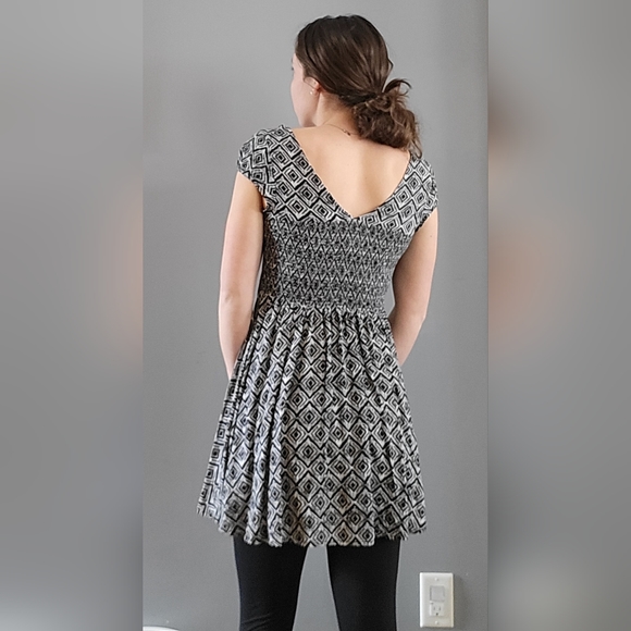 Aeropostale Dress Size S - Picture 4 of 8